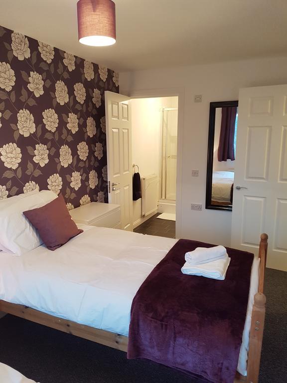 Bathgate Contractor And Business Apartment ภายนอก รูปภาพ