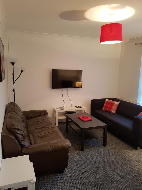 Bathgate Contractor And Business Apartment ภายนอก รูปภาพ